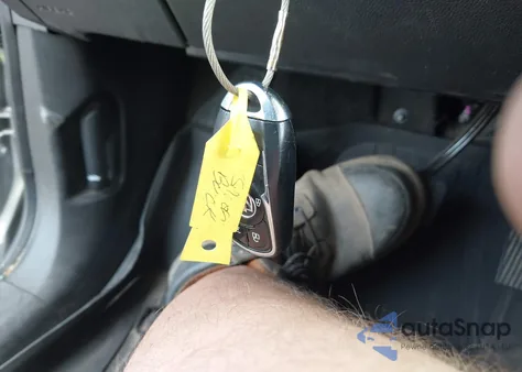 2019 Buick Envision Awd Essence z USA, uszkodzony, nr VIN LRBFX2SA4KD042138